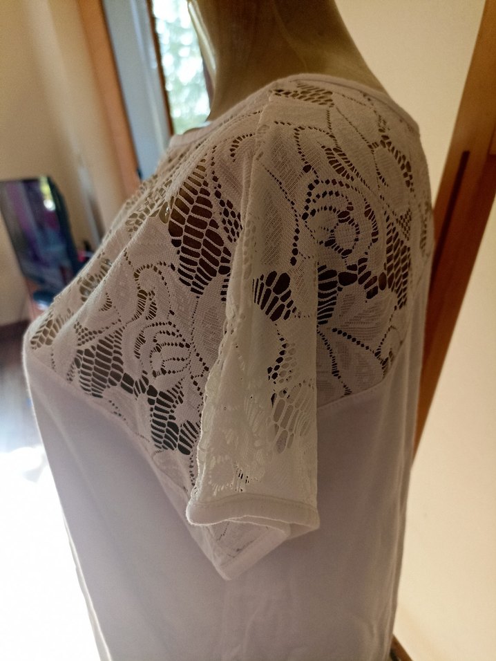 Dantel Detaylı Beyaz Kadın Bluz - Görsel 5