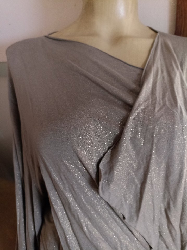 Gri simli uzun Kollu Dökümlü Kadın Hırka - Görsel 3