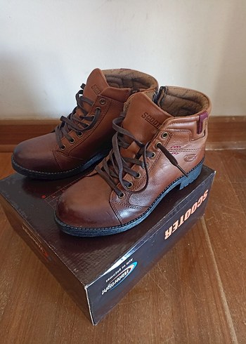 Kahverengi Deri Biker bayan Bot. Scooter marka - Görsel 3