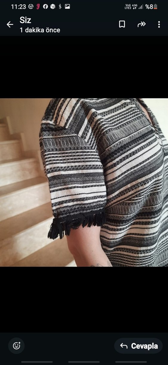 Püsküllü Gri Çizgili Bohem Mini Elbise - Görsel 2