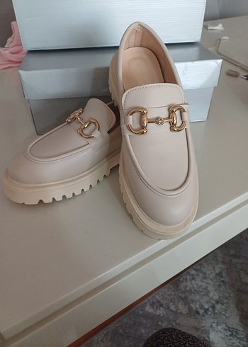 Bej Platform Topuklu Tokalı Kadın Loafer