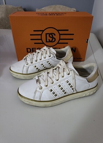 38 Beden beyaz Renk Orijinal butigo ayakkabı 