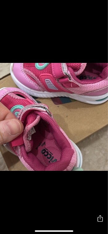 22 Beden Spor sandalet