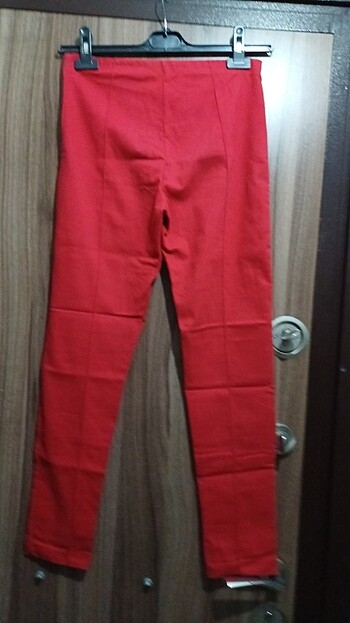 m Beden Kırmızı pantolon