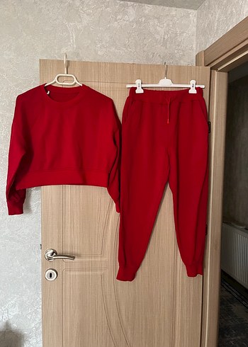 Kırmızı Rahat Kesim Kadın Eşofman Takımı - Görsel 3