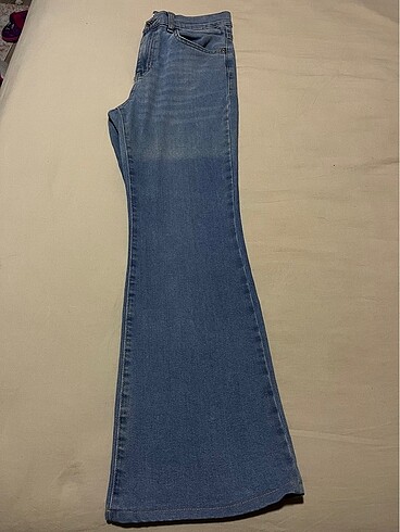 28 Beden Mavi jean
