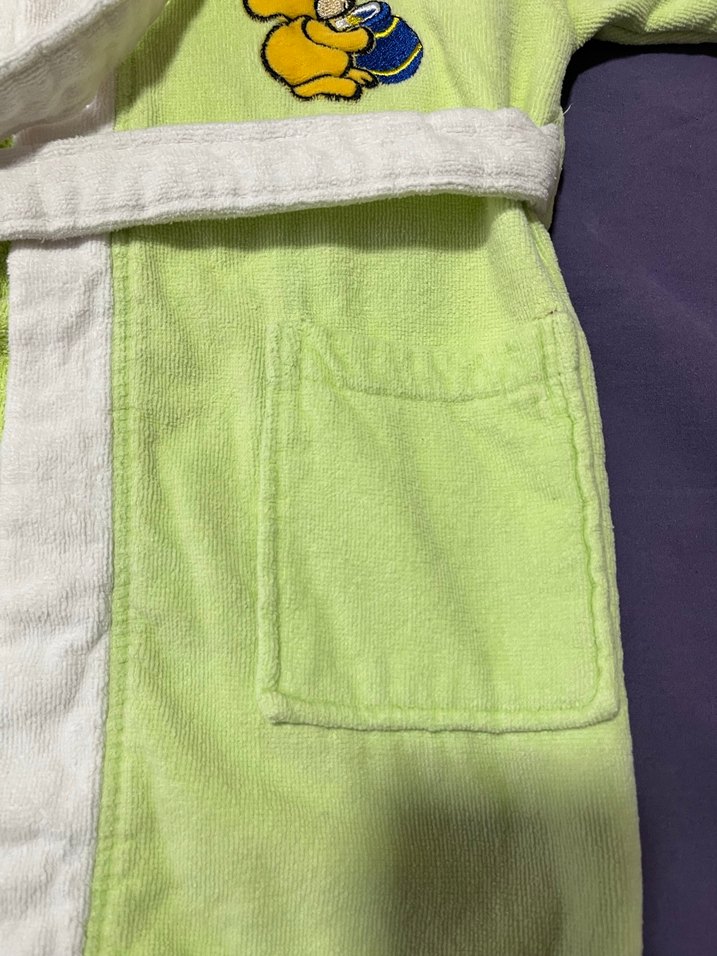 Yeşil Nakışlı Kız Çocuk Bornozu - Görsel 2