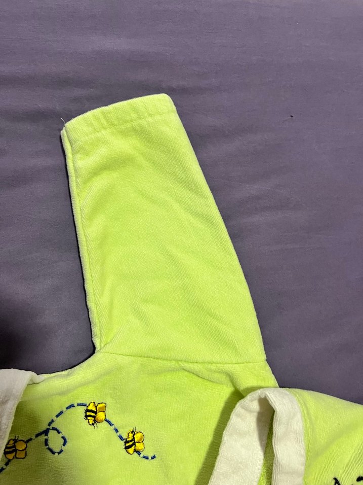 Yeşil Nakışlı Kız Çocuk Bornozu - Görsel 5