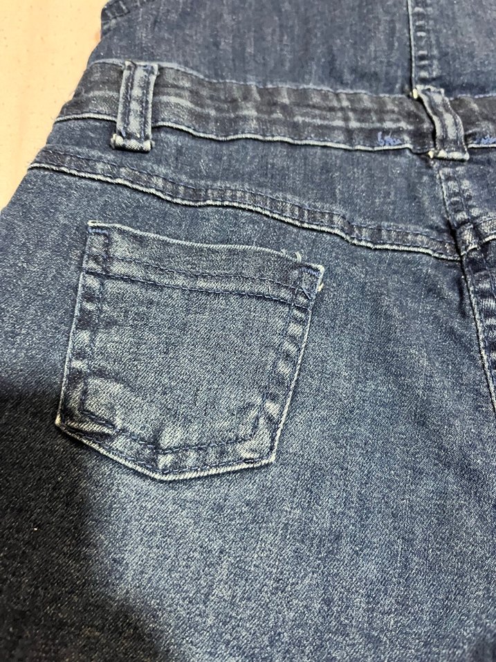 Kız Çocuk Mavi Düğmeli Denim Tulum - Görsel 3