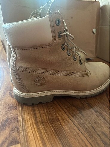 37,5 Beden Timberland Kadın Bot