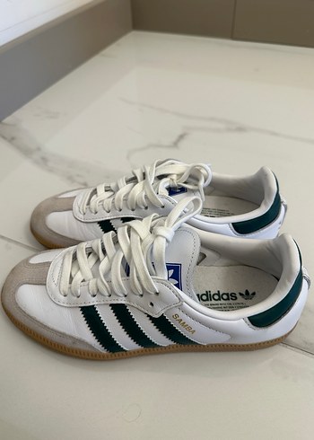 Adidas 35,5