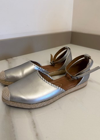 Ayakkabı dünyası 36