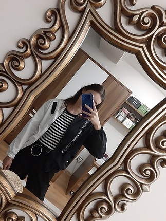 m Beden siyah Renk Siyah&Beyaz; Ceket ve Flormar Silk Matte Bordo Ruj