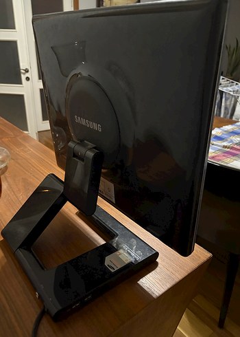 Samsung 971P 19" DVI LCD Monitör - Görsel 3