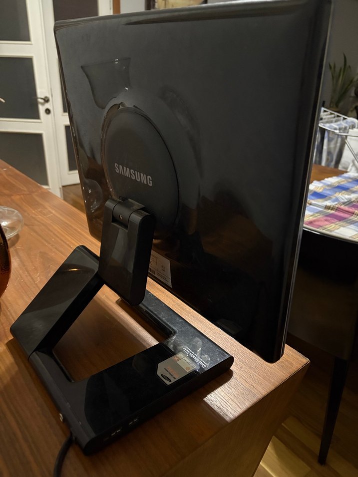 Samsung 971P 19" DVI LCD Monitör - Görsel 3