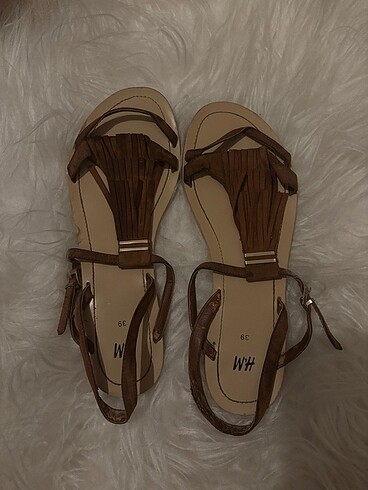 H&M sandalet