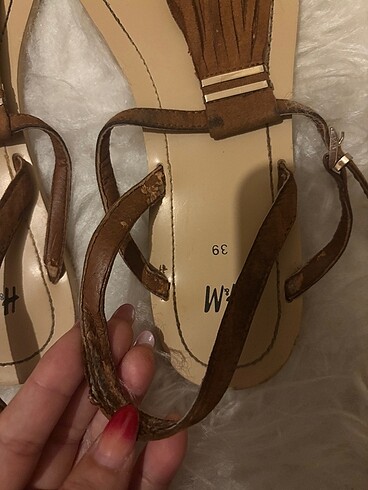 39 Beden H&M sandalet