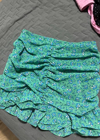 Mavi Yeşil Renkli Fırfırlı Mini Etek S beden