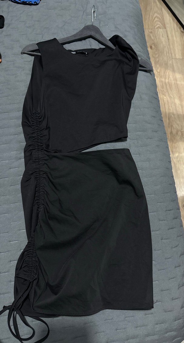 Zara Cut Out Detaylı Mini Elbise - Görsel 2