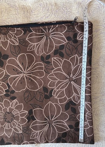Kahverengi Çiçek Desenli Modern kırlent Kılıfı - Görsel 2