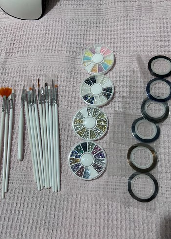 Renkli Tırnak Süsleme Seti ve Fırçalar - Görsel 5