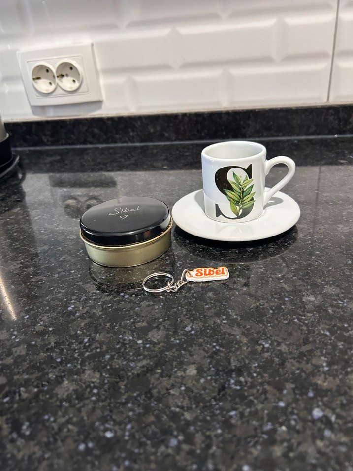Sibel Yazılı Beyaz Fincan ve Anahtarlık Seti - Görsel 2