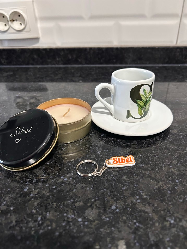 Sibel Yazılı Beyaz Fincan ve Anahtarlık Seti - Görsel 4