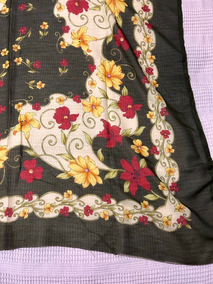 Çiçek Desenli Vintage Kadın Fular - Görsel 2