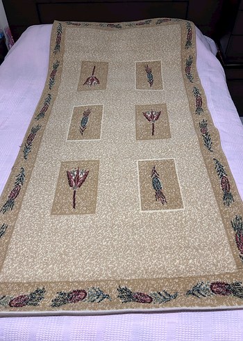 Bej İşlemeli Klasik Halı - Görsel 2