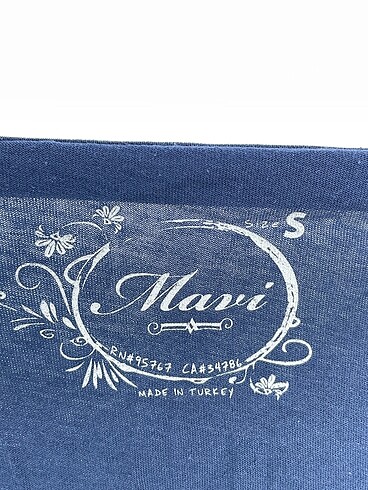 s Beden mavi Renk Mavi Jeans T-shirt %70 İndirimli.