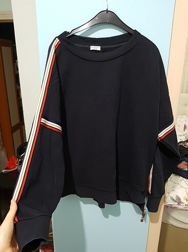Lacivert sweatshirt