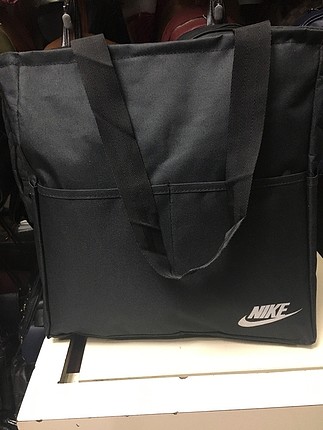 topor Căldură Alergie nike kol çantası bayan Junior Tutore Rafina