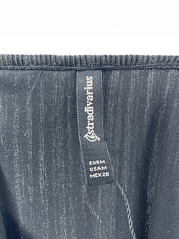 m Beden siyah Renk Stradivarius Mini Elbise %70 İndirimli.