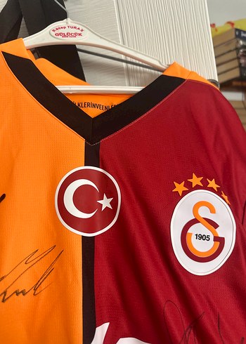 l Beden Galatasaray Islak imzali tum futbolculardan imzali orjinal forma