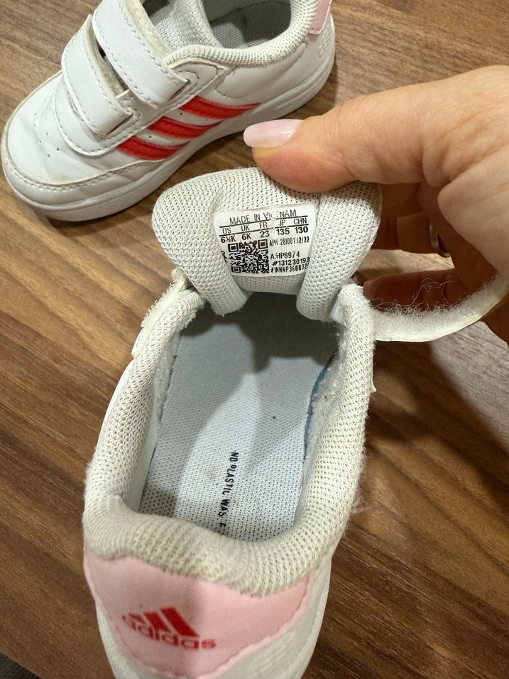 Kız Çocuk Beyaz Cırt Cırtlı Spor Ayakkabı - Görsel 5