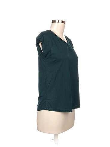 Tchibo Tchibo T-shirt %70 İndirimli.