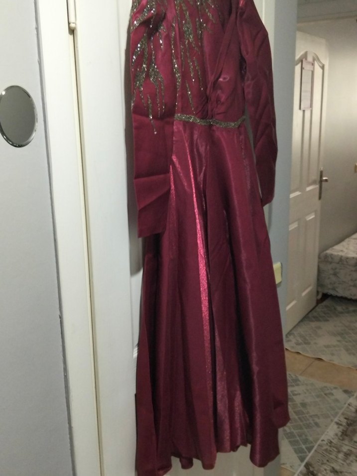 Bordo Nakışlı Uzun Kollu Kadın Abiye - Görsel 2