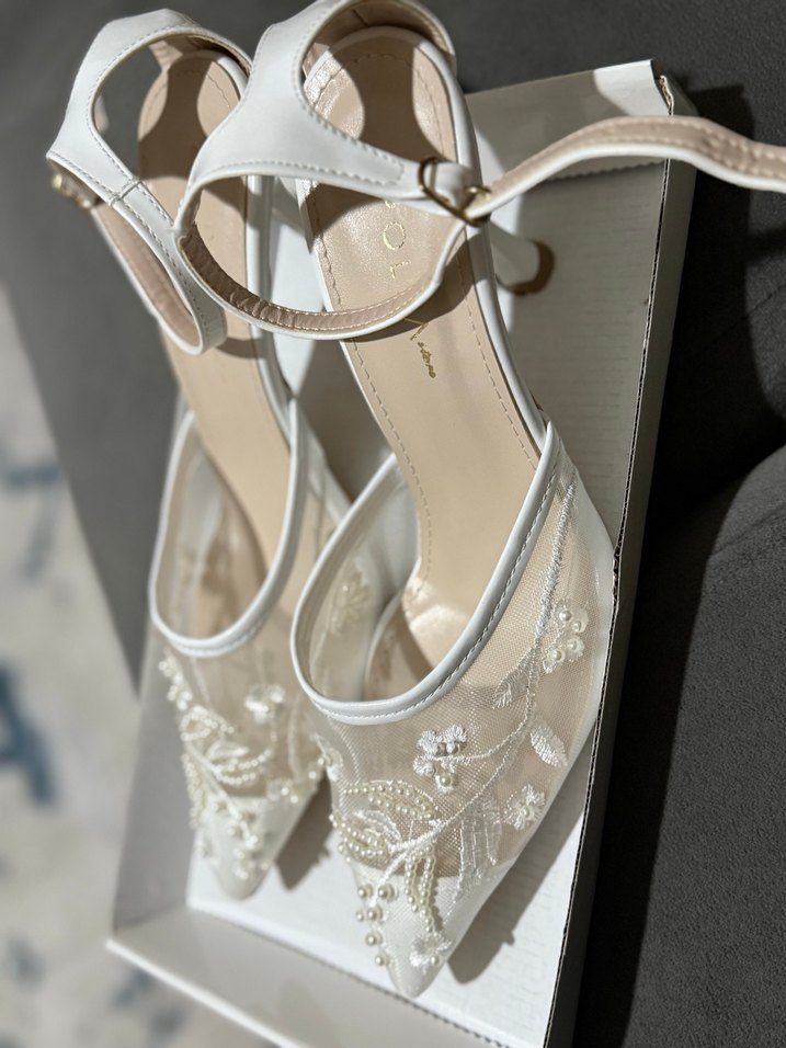 Beyaz Dantel İşlemeli Stiletto Gelin -Nişan-Kına Ayakkabısı - Görsel 3