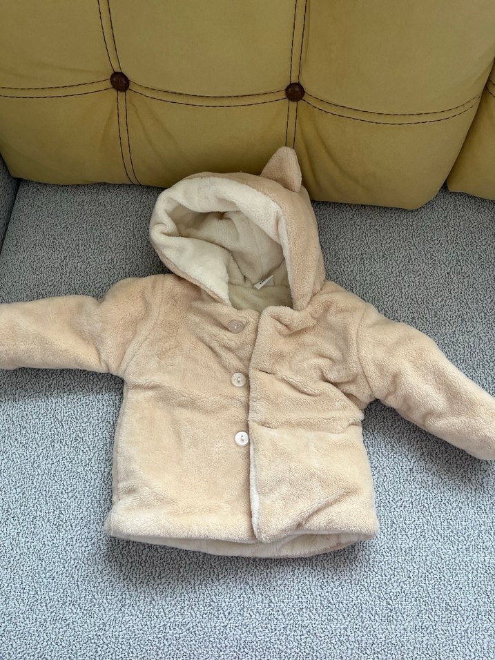 Kapüşonlu Erkek Çocuk Bej Kürklü Mont - Görsel 3