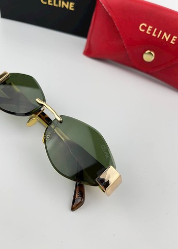 Zincir Detaylı Parlak Altın Güneş Gözlüğü - Görsel 3