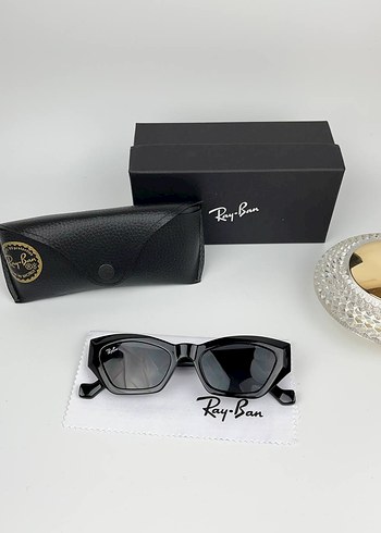Ray-Ban Klasik Siyah  Güneş Gözlüğü - Görsel 2