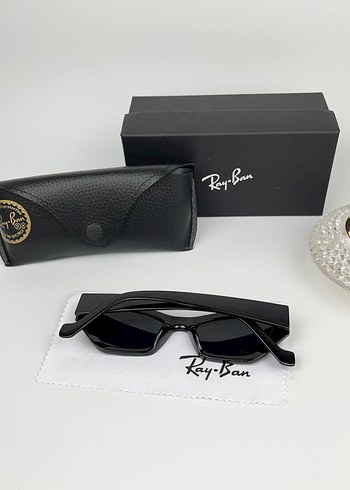 Ray-Ban Klasik Siyah  Güneş Gözlüğü - Görsel 4