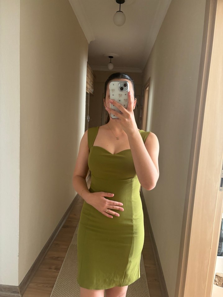 Sade ve Şık Straplez Hamile Elbisesi - Görsel 2