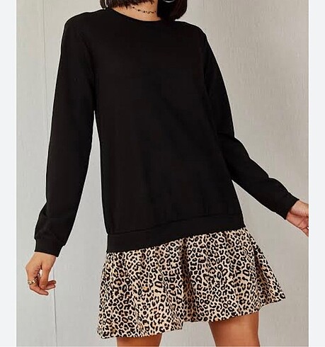 Siyah alt kısmı leopar elbise