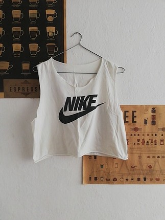 Nike büstiyer 