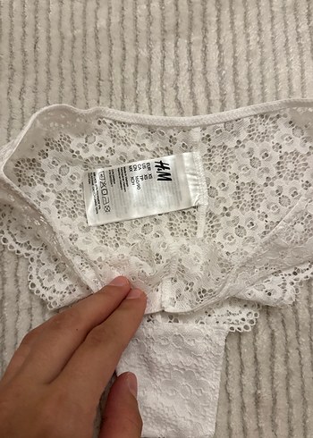 H&M Beyaz Nakışlı Bohem Bralet