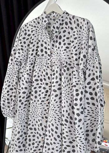 Diğer Uzun Kollu Beyaz Gri Batik Desenli