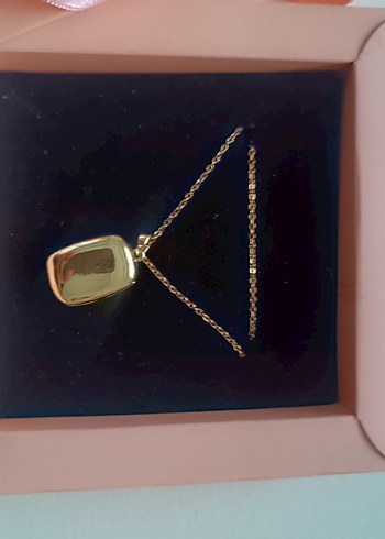 Zincir Detaylı Mini Altın Kolye - Görsel 4