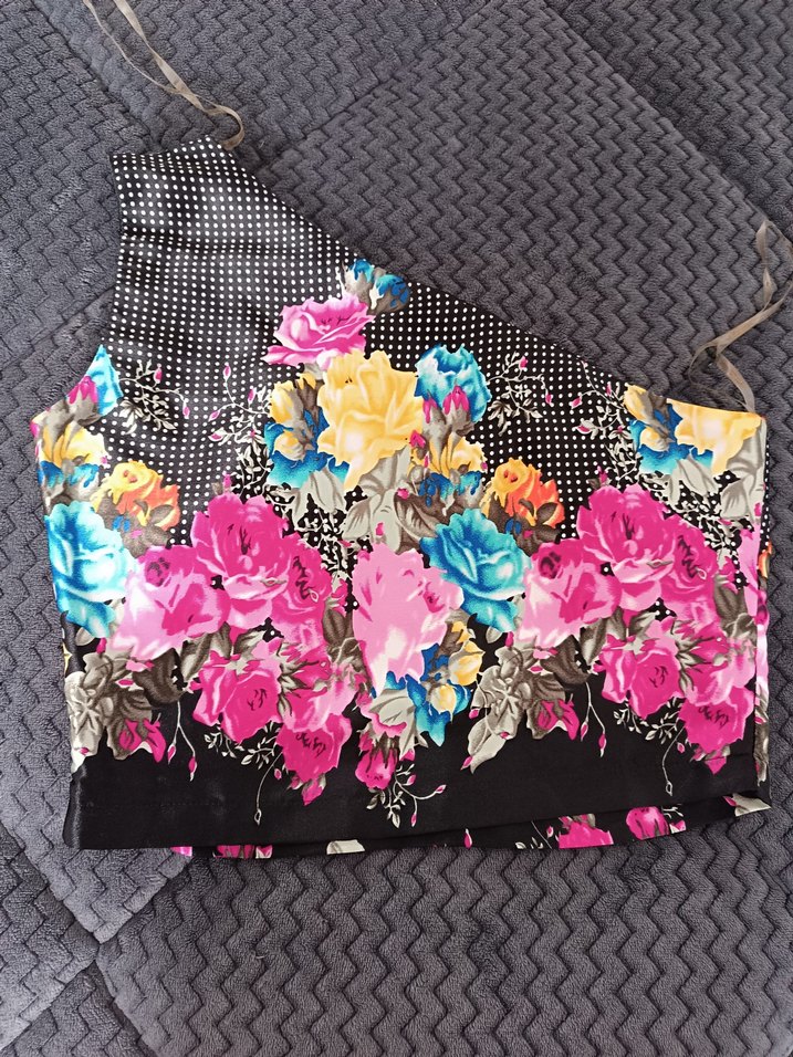 Çiçek Desenli Çok Renkli tek kol üst - Görsel 2
