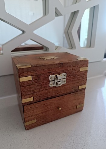 Altın Detaylı Ahşap takı kutusu - Görsel 6